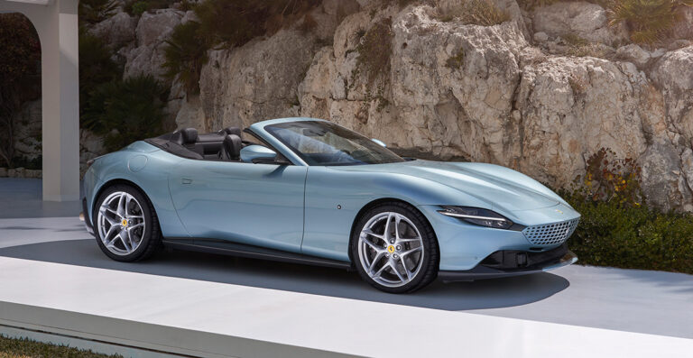 New Ferrari Roma Spider