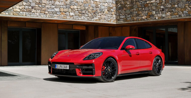 New Porsche Panamera GTS