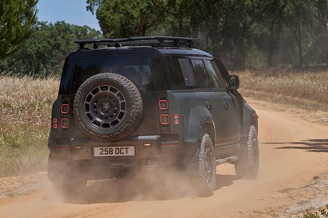 Land Rover Defender